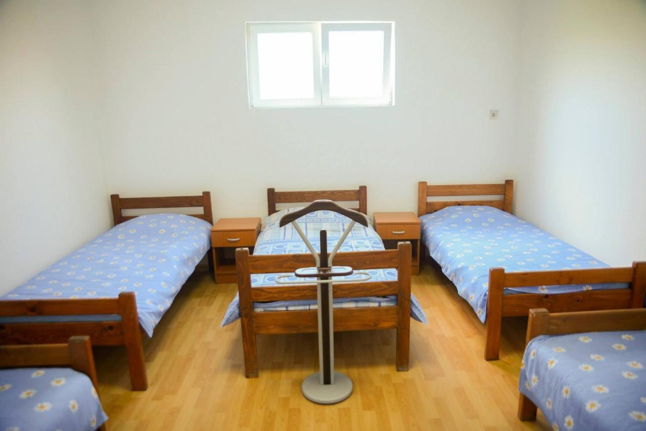 Апартаменты Prenociste Biker Friendly *